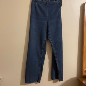 Susan Graver Mom type jeans with elastic back and side zipper. large-short